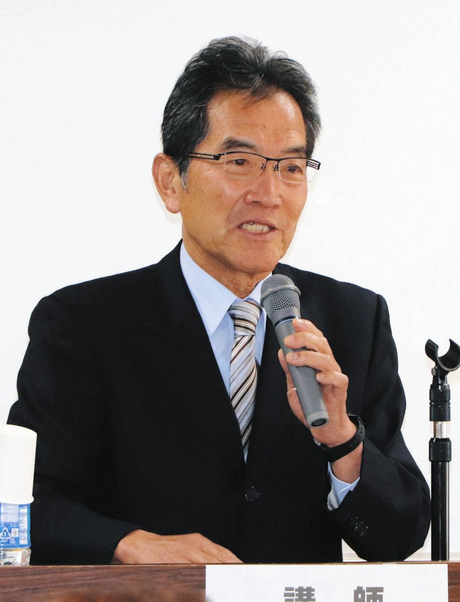 組織に縛られず弱者支援 60歳で弁護士に…元トヨタ社員・加藤さんが講演