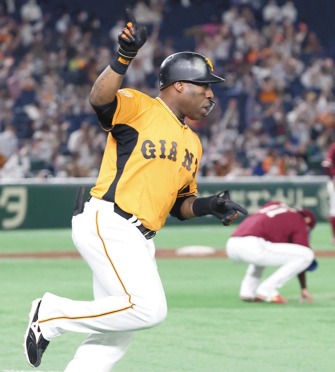 巨人 ウィーラー止まらん 古巣からセパ制覇 12球団弾 逆転できて良かった くるりんぱ 中日スポーツ 東京中日スポーツ 巨人 ウィーラー止まらん 古巣からセパ制覇 12球団弾 逆転できて良かった くるりんぱ 中日スポーツ 東京中日スポーツ