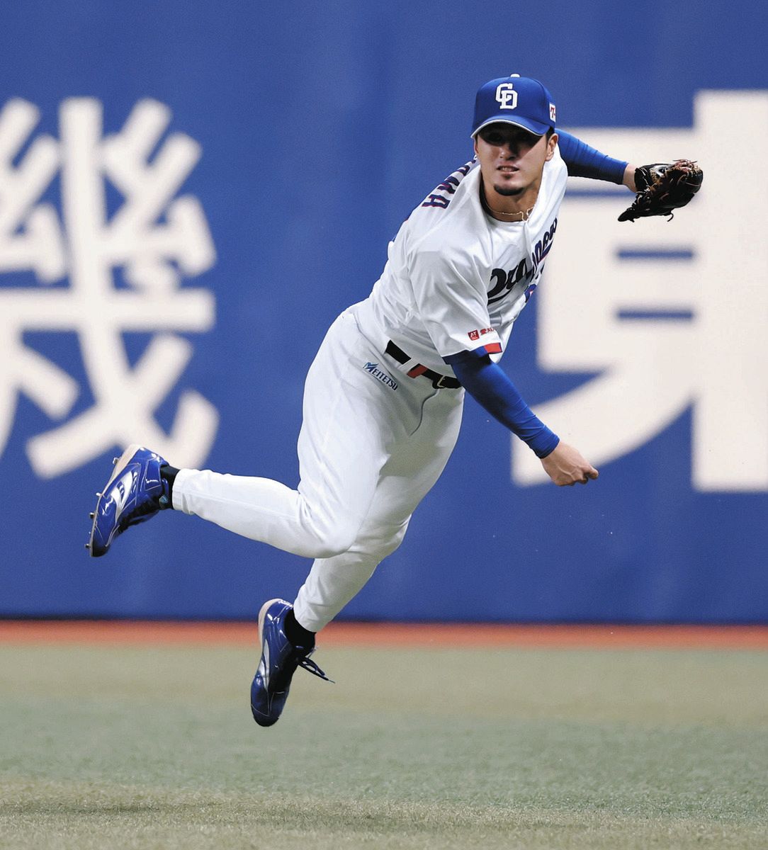 中日・板山祐太郎、レーザービーム発動 タッチアップからの失点を防ぎ