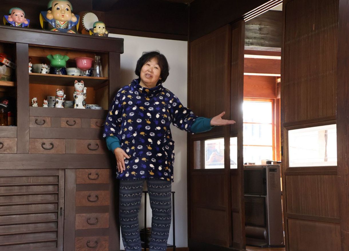 町屋の風情残る古民家で旅人おもてなし 亀山の骨董カフェ 