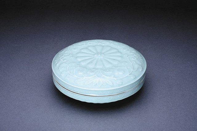 よみがえる 蘇山青磁 3Dで石膏型復元 四代「作品散逸、情報を