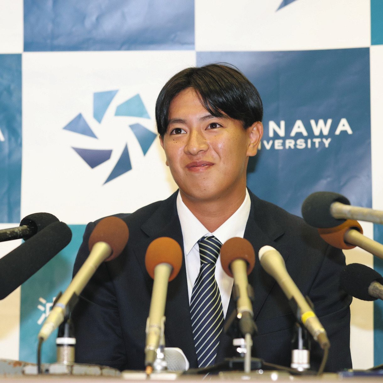 中日・立浪監督「長くドラゴンズを引っ張ってほしい」 沖縄大