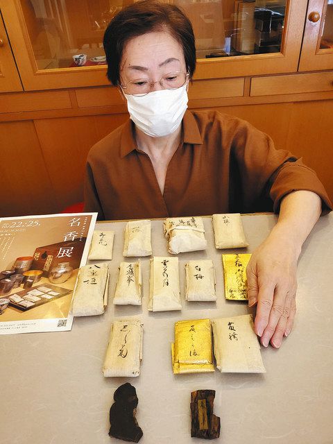 貴重な香木 披露 金沢の「香舗伽羅」で 創業30周年の記念展：北陸中日