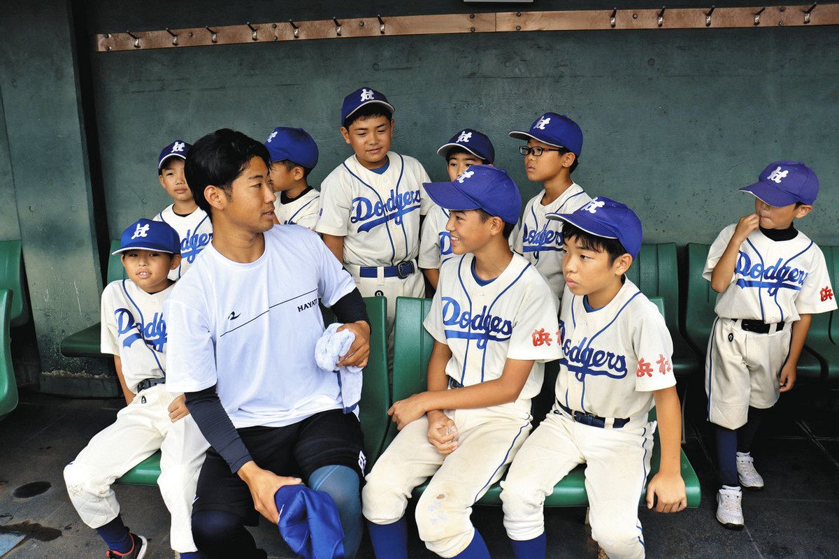 ハヤテの挑戦＞ 「池谷投手と会えた！」 浜松の野球少年団が交流：中日新聞しずおかWeb