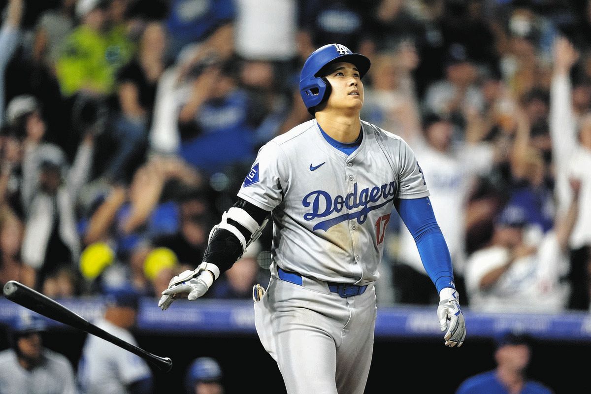 大谷翔平、止まらない4安打!! 特大54号3ランに57盗塁も…1試合4安打以上