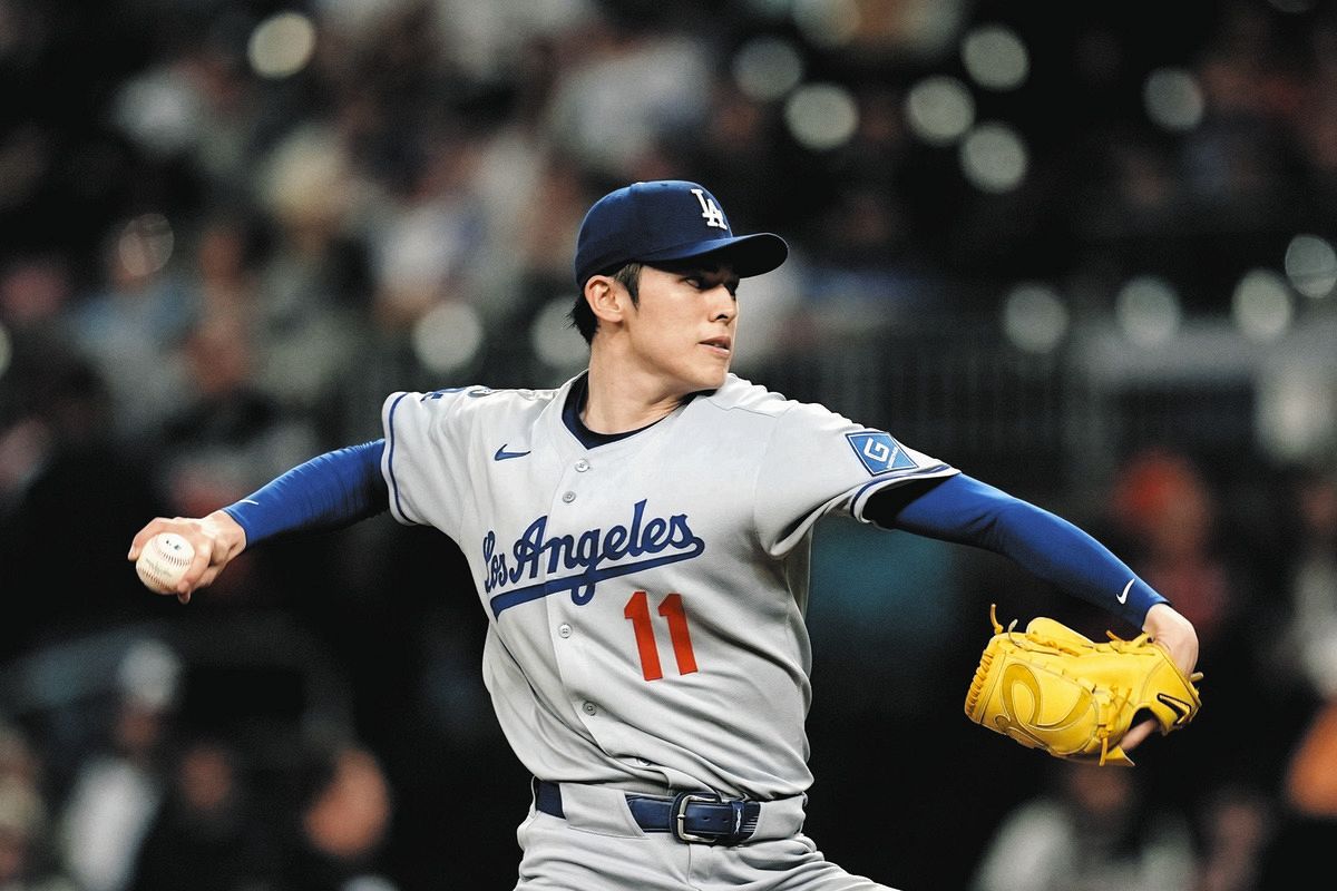 ドジャース・佐々木朗希、日付またぎのMLB初勝利 雨で開始遅れ、試合