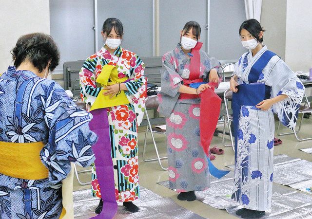 自分好みの浴衣製作 若狭東高生 着付けも習う 日刊県民福井web