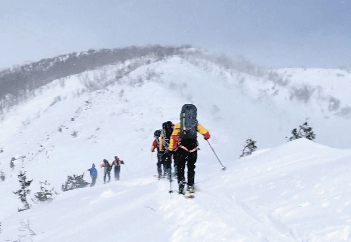 長野県内での山岳遭難者、3年連続で過去最多更新 県警担当者、実力に