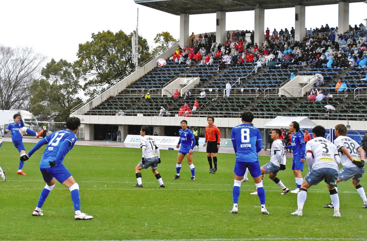 アスルクラロ沼津、ホームで快勝発進 DF安在が2得点活躍：中日新聞