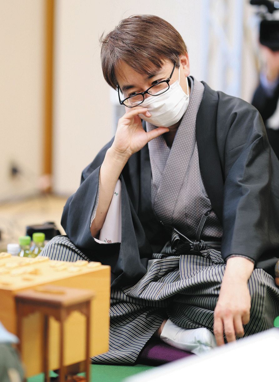 将棋 ロボット　オレンジ　アクション　フィギュア 可動式　藤井聡太　羽生善治 hq720.jpg?sqp=-
