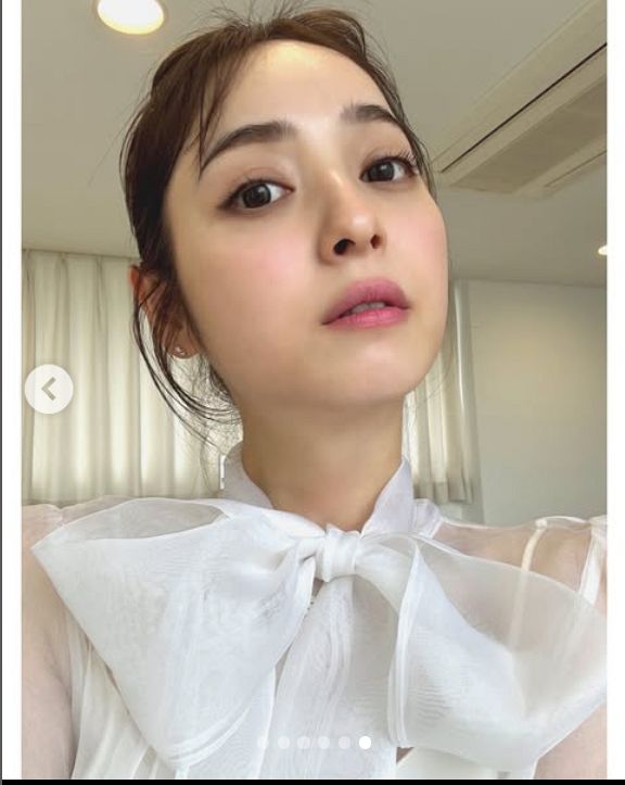 ◇佐々木希、『日本人美女の最高到達地点』透明感あふれるショット