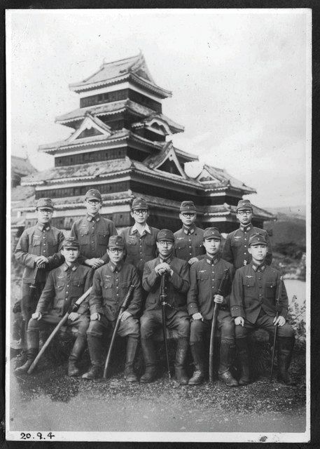 幻の戦闘機”の開発語る写真 松本・旧明道工業学校で撮影の9枚公開：中