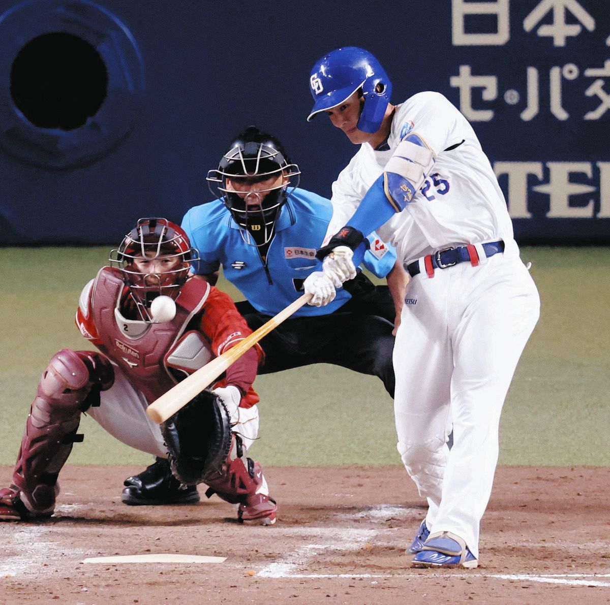 中日・石川昂弥、勝ち越し弾の次打席は追加点となる適時二塁打 点差を
