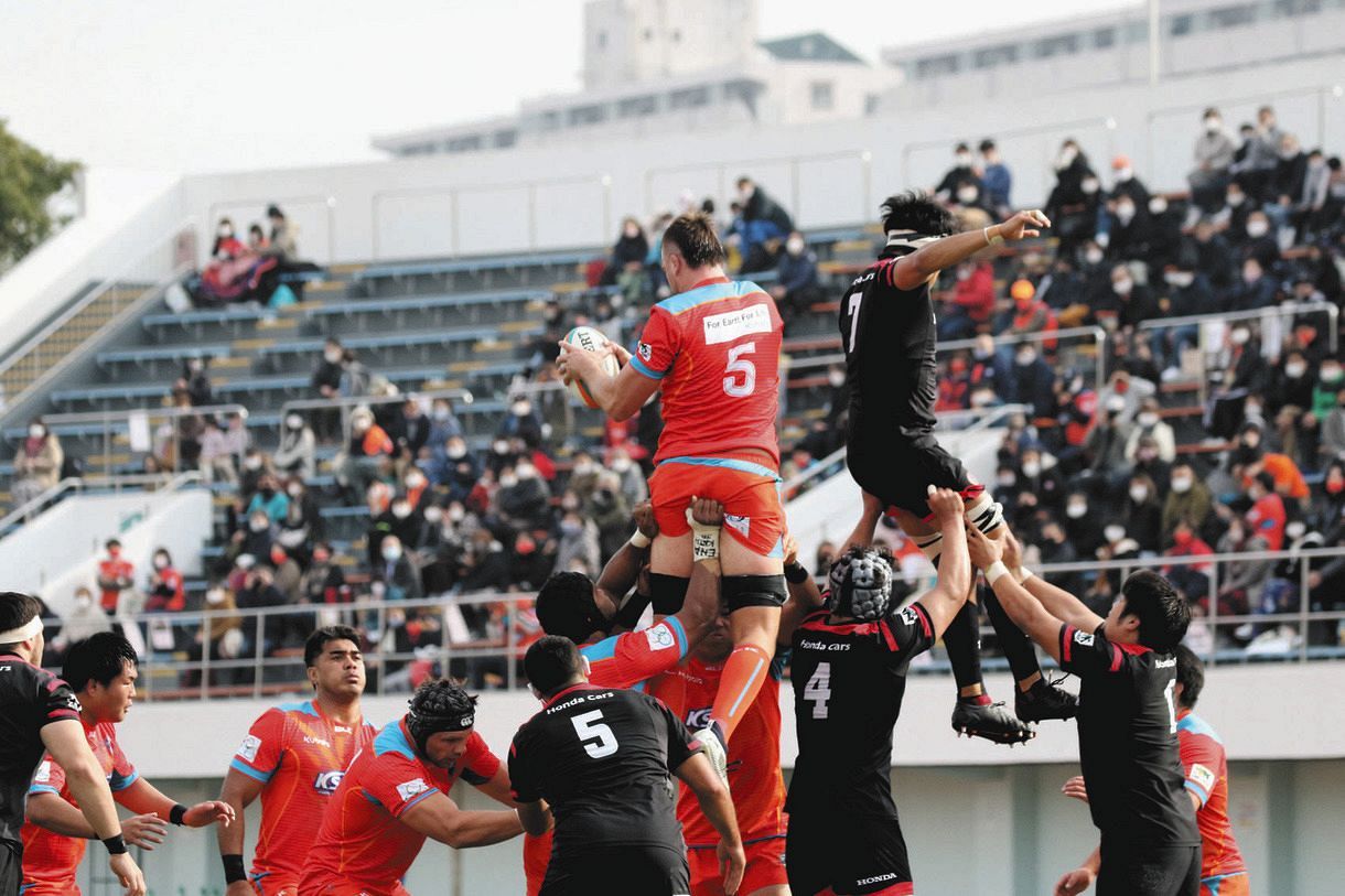 江戸川区陸上競技場で行われたクボタ―ホンダ戦