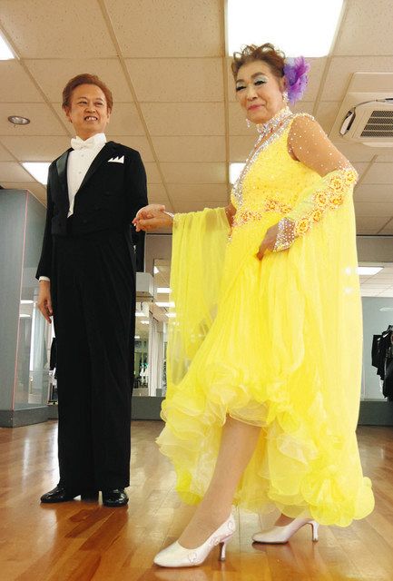 93歳、人生の相棒「ハイヒール」で舞う 亡き夫に習った社交ダンス、今