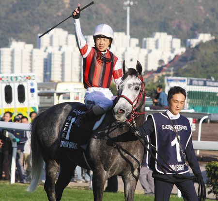 競馬 香港国際競走 日本馬３勝で香港席巻 ブライトgi連勝 中日スポーツ 東京中日スポーツ