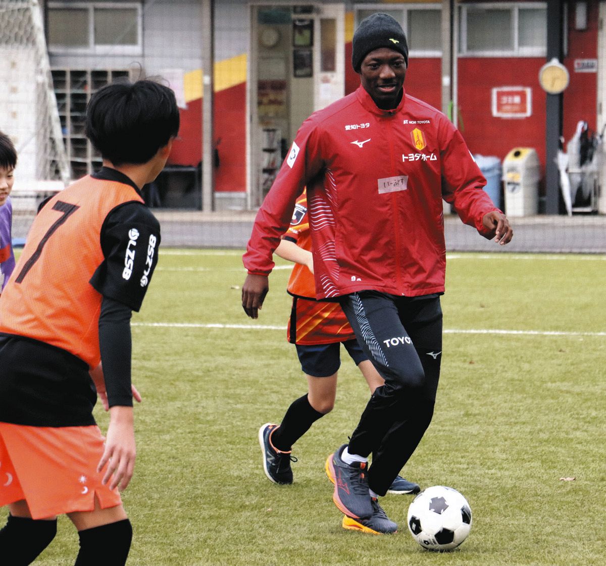 名古屋グランパス】今夏加入のイーブス「誇りに思ってもらえるように