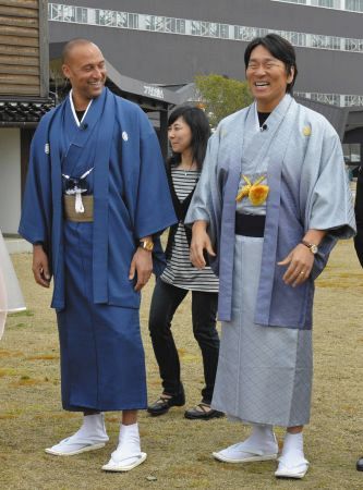 写真 俺たち 似合ってるかな 着物姿のジーターさんと松井秀喜さん 中日スポーツ 東京中日スポーツ