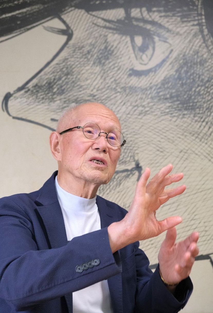 漫画家ちばてつやさん＝2025年7月撮影、東京都練馬区で