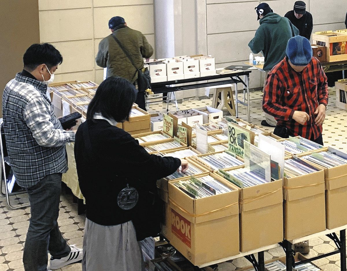 アナログ人気が時代を回る 20日は「LPレコードの日」：中日新聞Web