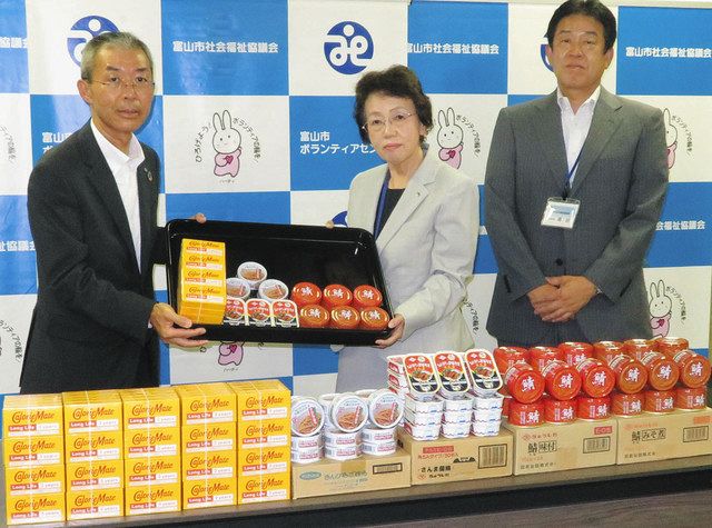 備蓄食料品 役立てて　北電が富山市社協に寄贈：北陸中日新聞Web