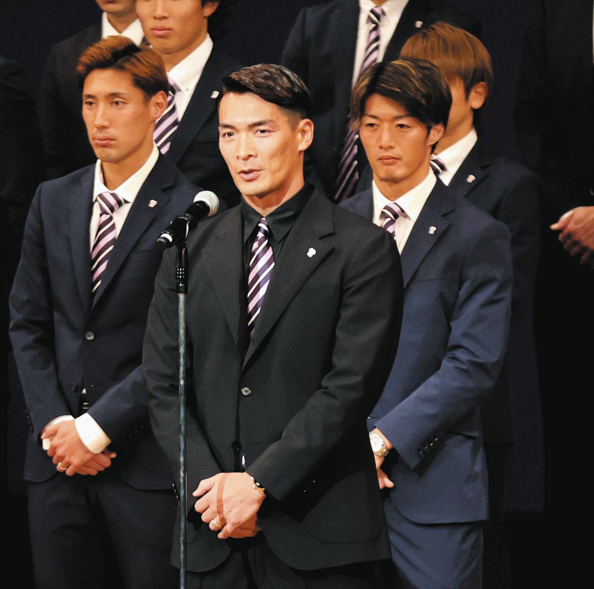 J2藤枝・槙野智章監督、「皆さんにタスクを与えます」サポーターに異例
