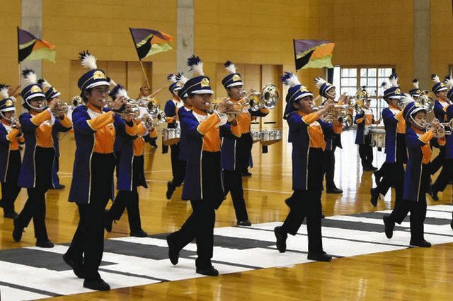 華麗な演奏 袋井南小マーチングバンドが歴史に幕：中日新聞しずおかWeb
