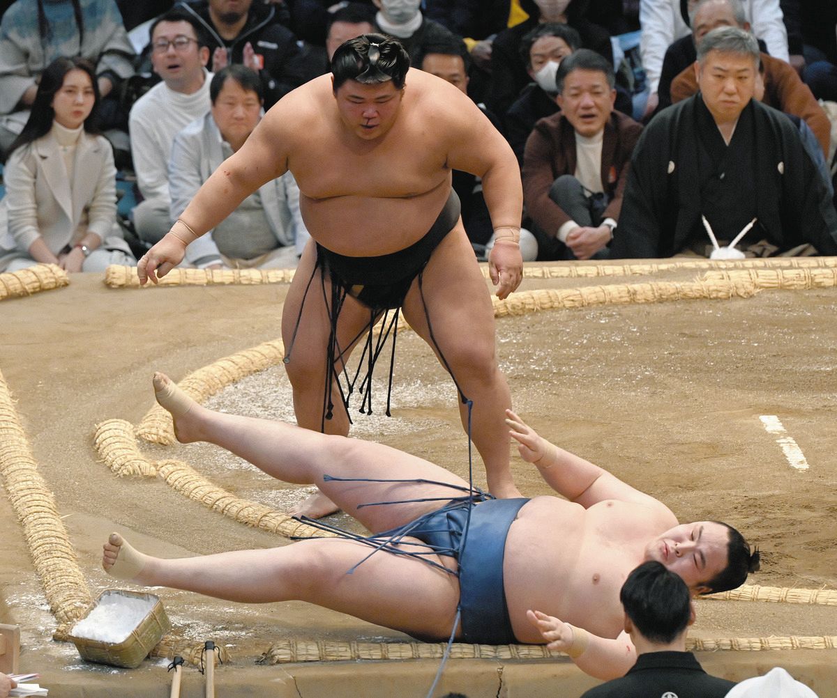 伯桜鵬、ぐっすり10時間睡眠 ”大谷翔平スタイル”で快調…阿武剋破り2敗