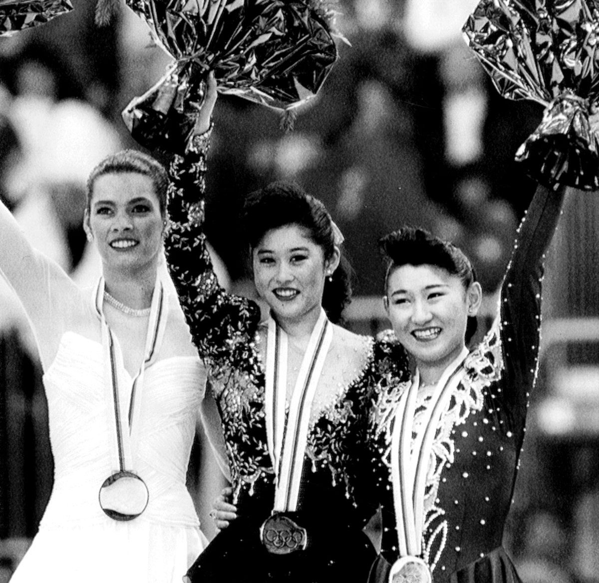 銀メダル 女性と花の彫刻 2004年 銀メダル 女性と花の彫刻 2004年 1642年 オランダ🇳🇱 プリンセス