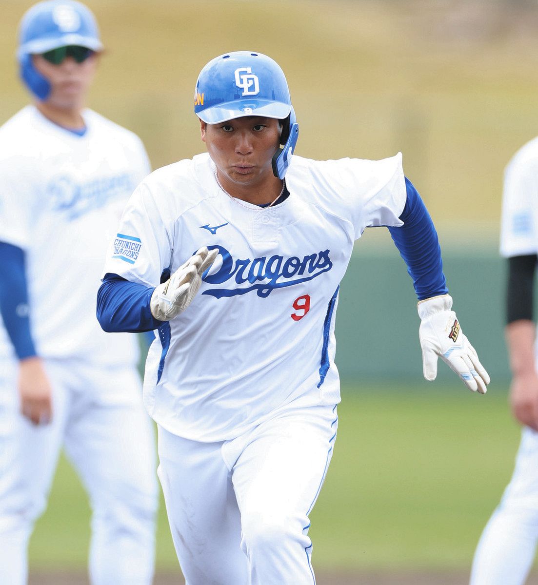 三重からファン、沖縄のドラゴンズ春季キャンプへ 尾鷲出身の石伊捕手