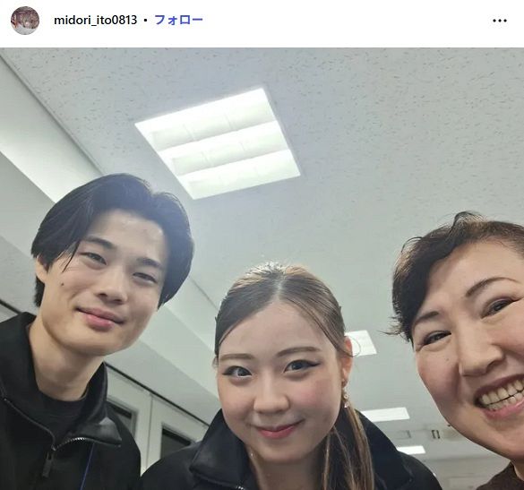 ◇演技では涙の紀平梨花も…笑顔のスリーショット【実際の投稿】：中日