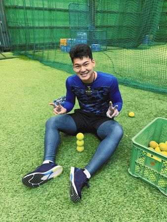 外出禁止でもできる ドラフト１位 石川昂はテニスボールで集中力アップ 中日スポーツ 東京中日スポーツ