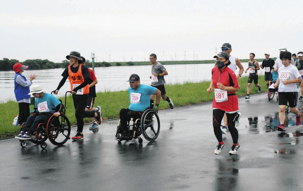 患者運動　長　宏 障害ある人もない人も一緒に 海津で長良川ふれあいマラソン：中日新聞Web