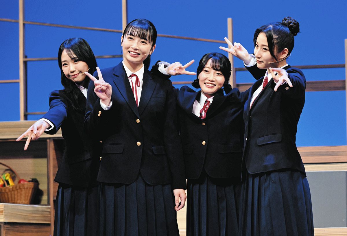 Berryz工房」元メンバー・須藤茉麻、久しぶりの制服姿に「良い意味で Berryz工房」元メンバー・須藤茉麻、久しぶりの制服姿に「良い意味で