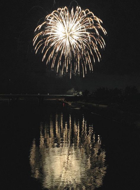 花火 暗い気持ち明るく 羽咋 大川町大志会サプライズ 北陸中日新聞web