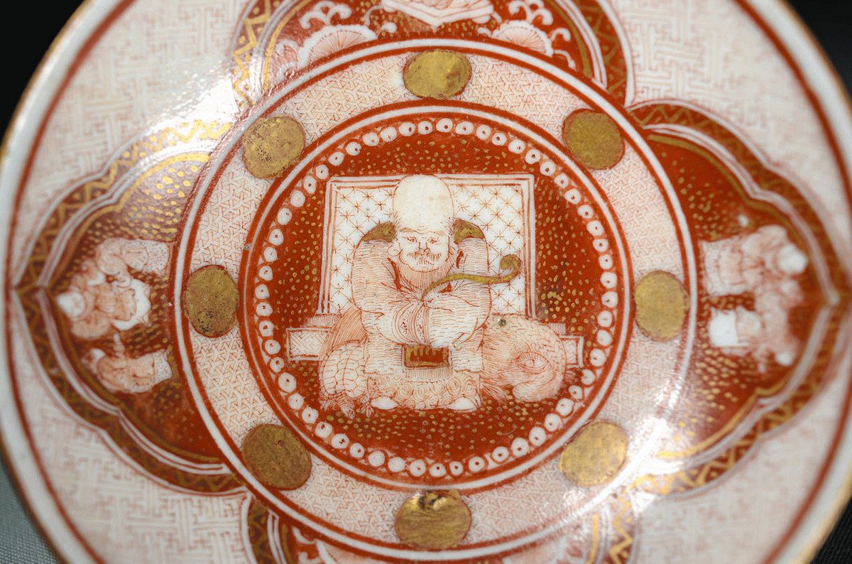 宮本屋窯300点 網羅 石川県九谷焼美術館で赤絵の極致展：北陸中日新聞Web