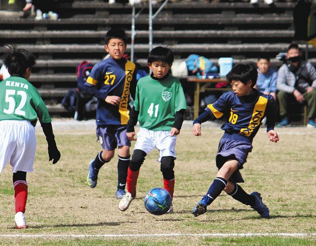 彦根の亀山ｓｓｓ ５年生の部で優勝 湖北 少年サッカー 中日新聞web