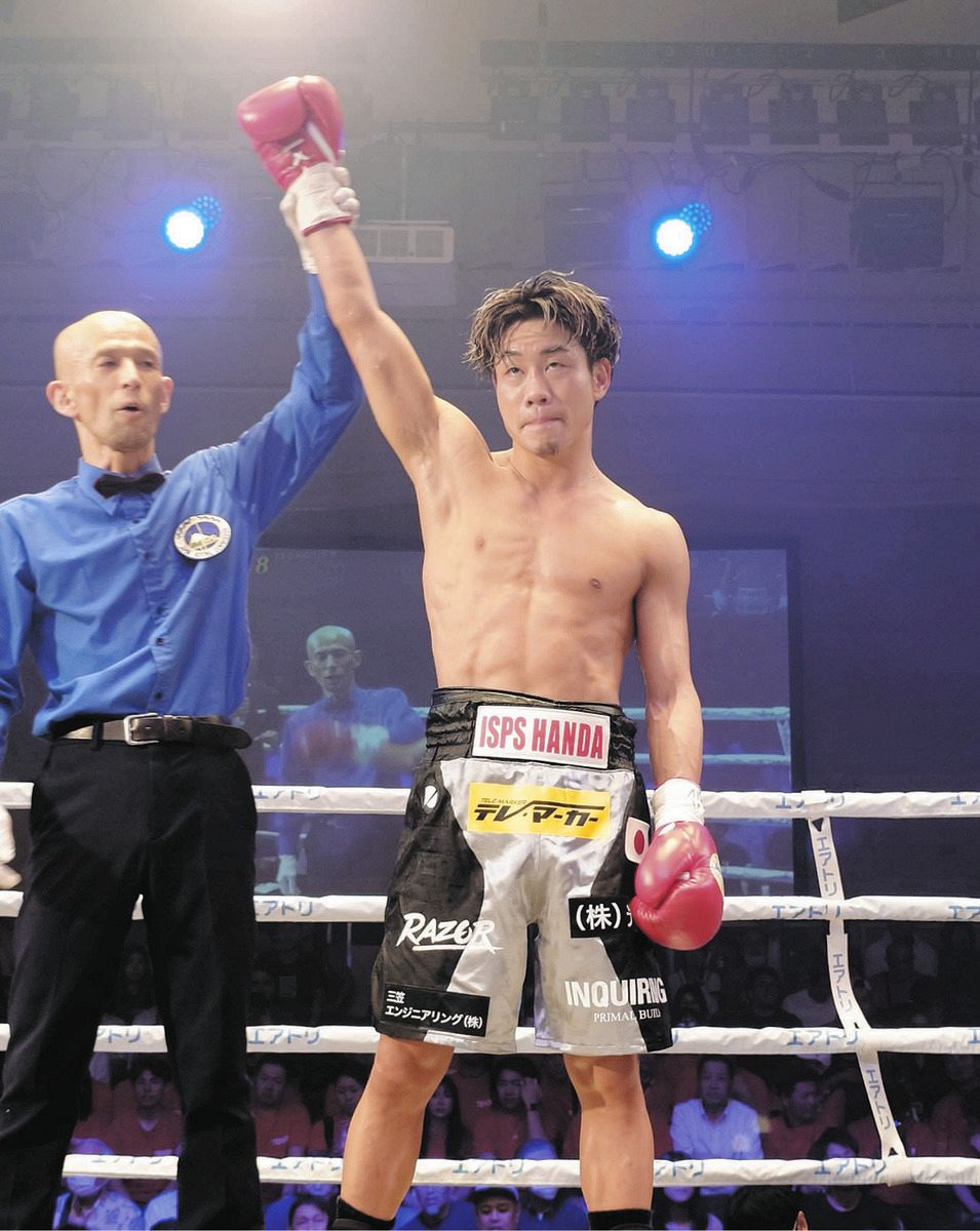 ボクシング】元世界王者・谷口将隆、左カウンター一発！再起戦TKO勝利
