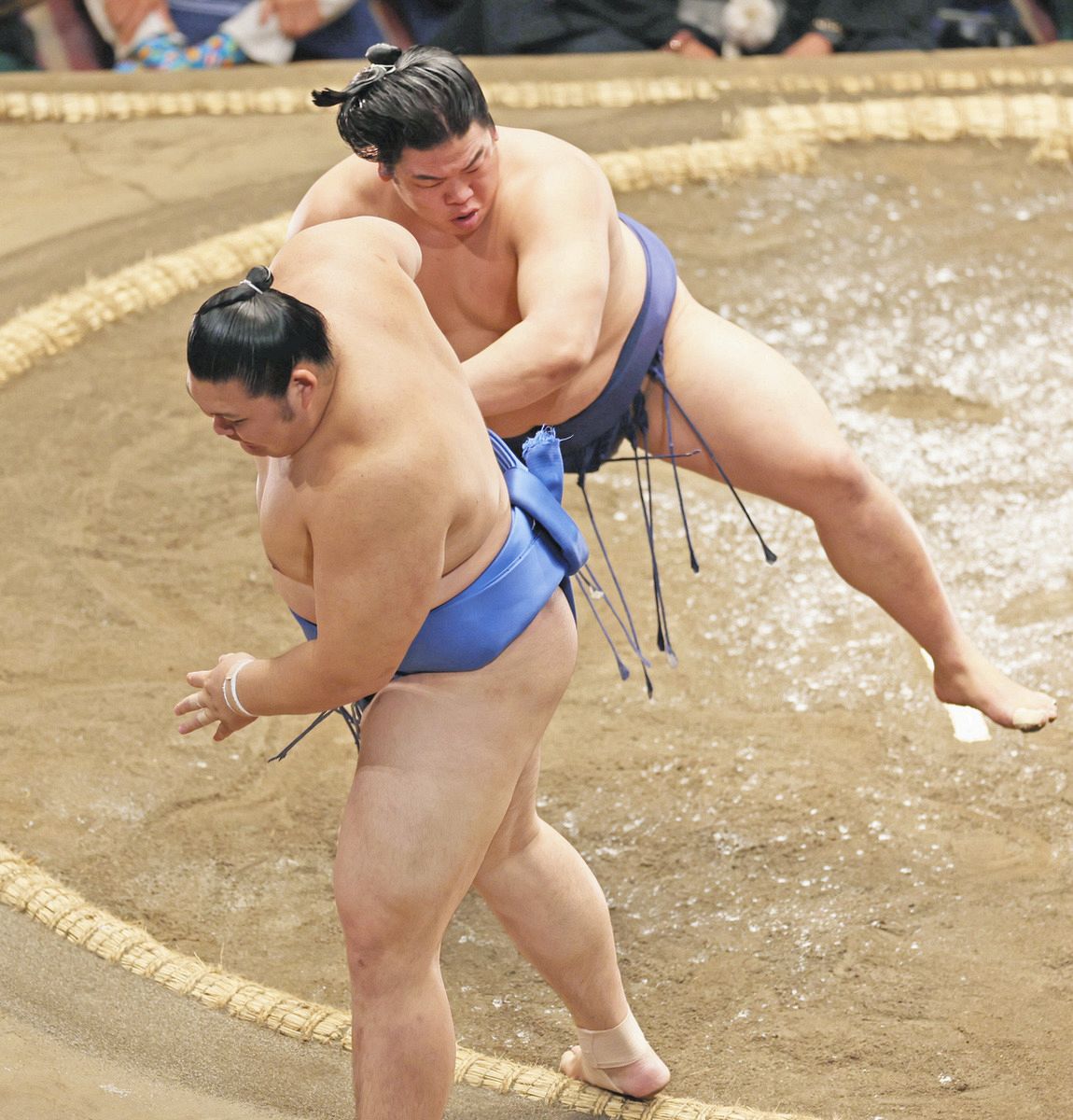 平戸海、同い年のエリート・大の里に完勝 「負けられない」”たたき上げ