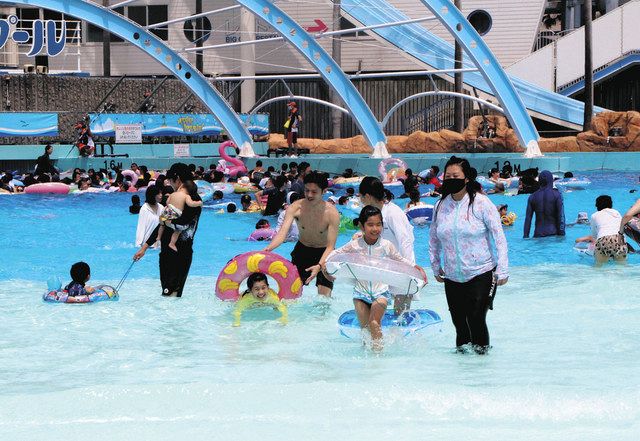 長島ジャンボ海水プール 大人4枚プール - プール