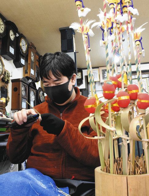 さるはじき コロナもはじけ 松阪の時計屋 初午まつり 中止でも生産に力 中日新聞web