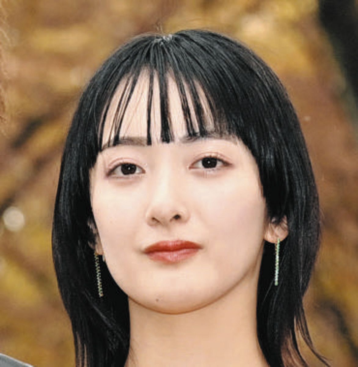 緑黄色 社会 長屋 晴子