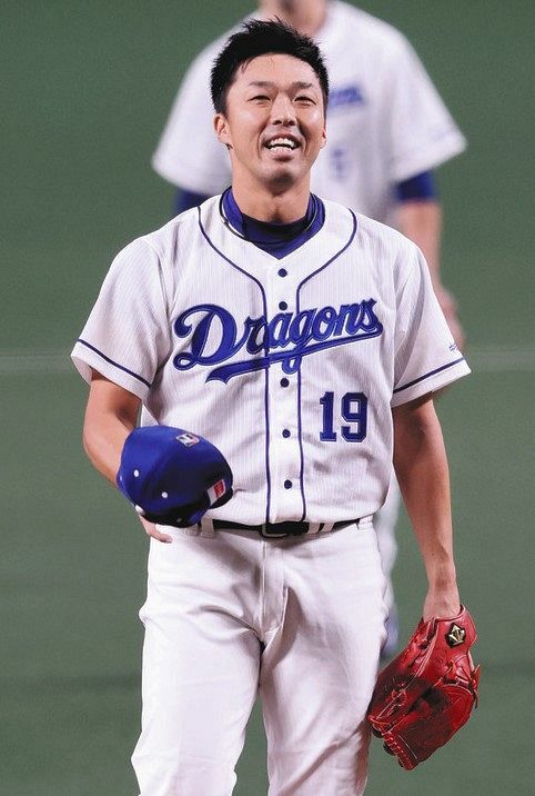 お1人様1点限り】 中日ドラゴンズ 吉見一起選手実使用キャップ