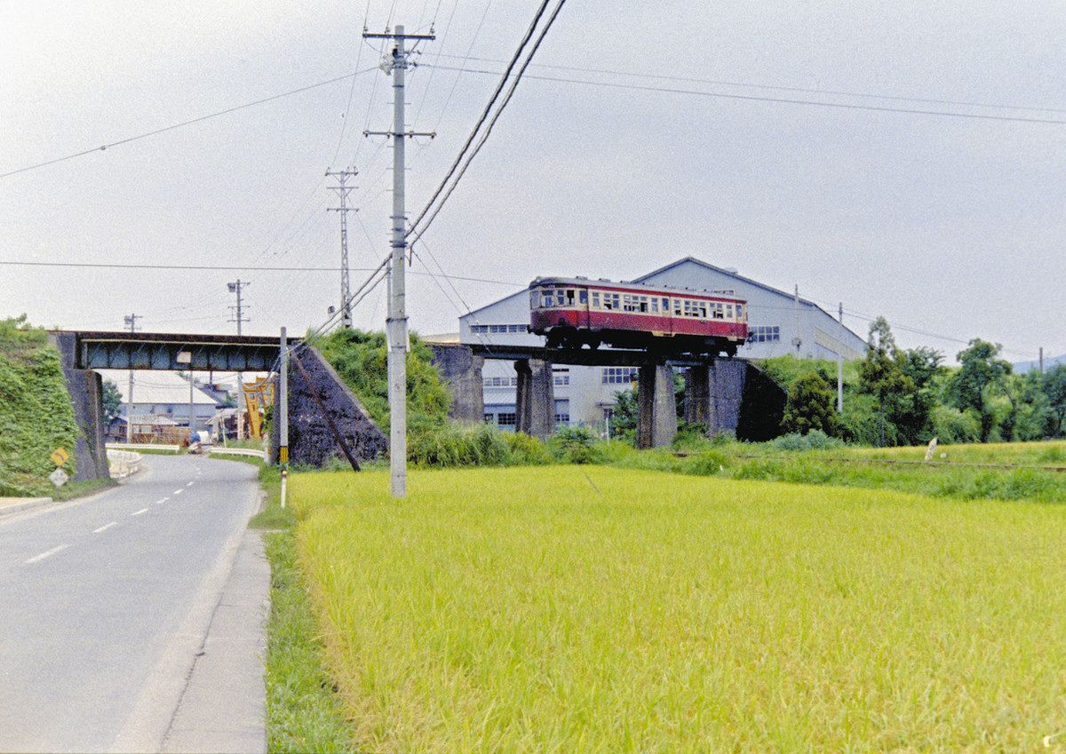 彩りの記憶 北陸の鉄路 西脇恵さん撮影】（2）加越能鉄道加越線・キハ