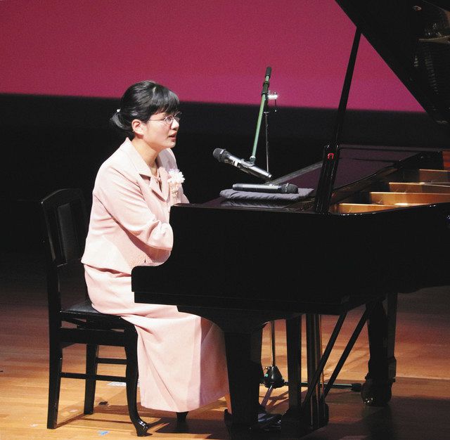 障害者らがピアノ弾き語りなど披露 岐阜でふれ愛コンサート：中日新聞Web