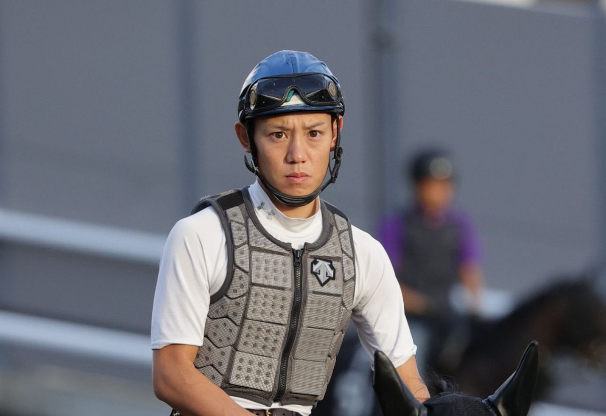 競馬ファンの方、海外レース、優勝馬 凱旋門賞で日本人が忘れられない12年前のレース 「一番惜しい」「勝っ