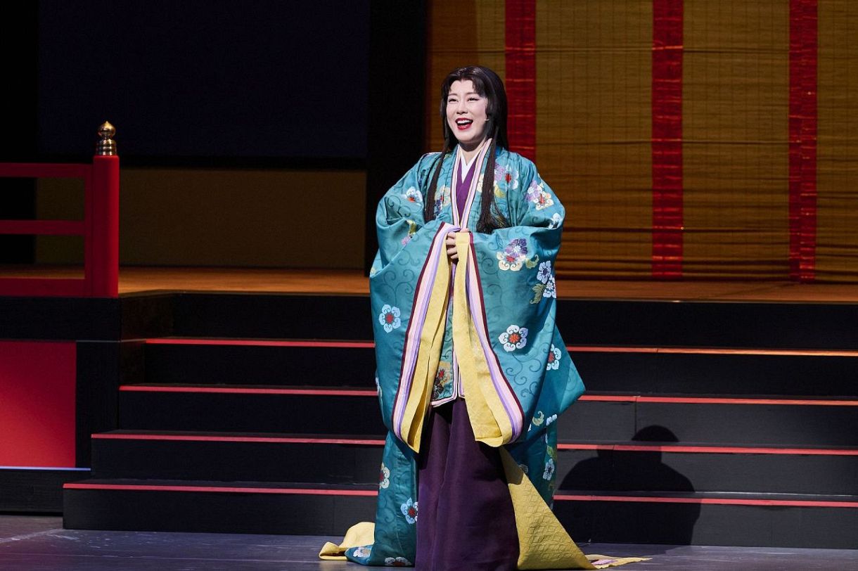 丘みどり裸 丘みどり「しばくぞ!!」の過激なセリフも 「普段は言ってないですよ」 キャッチボール&「六甲おろし」も披露:中日スポーツ・東京中日スポーツ