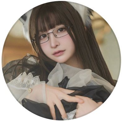 構図が余りにパーフェクト」“148センチの小悪魔さん”グラドル・清水