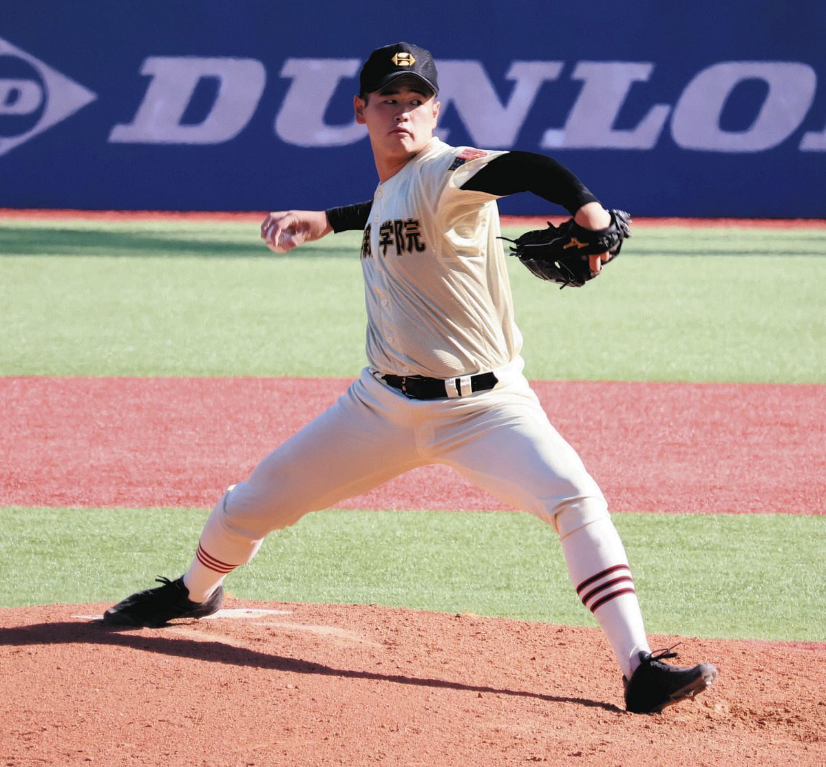 作新学院が初のベスト4進出、 延長タイブレークで北海に逆転サヨナラ