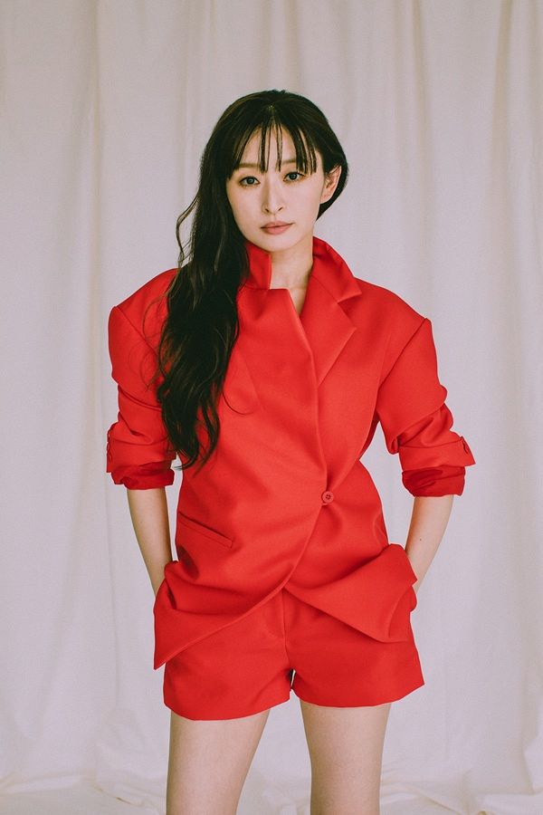 島袋寛子のデビュー30周年記念ツアー、大阪と東京での追加公演が決定